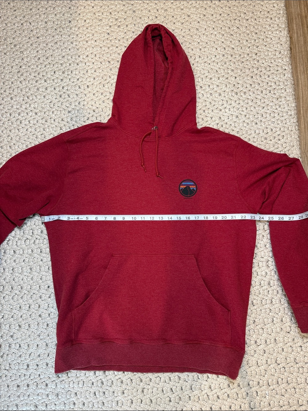 Patagonia Maroon Pullover Hoodie with Chest Patch size Large - Picture 12 of 16
